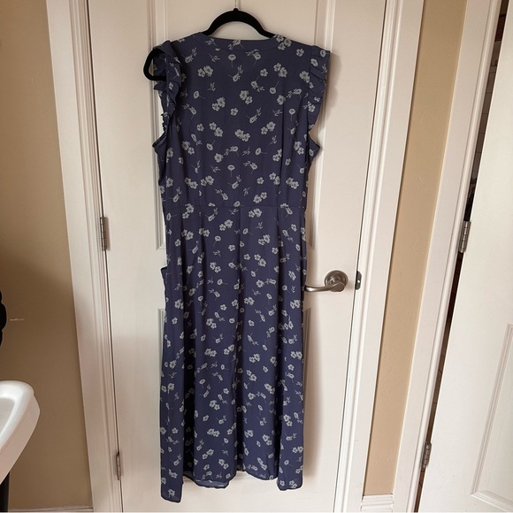 Womens Simply Vera Wang Ditsy Mid Butterfly Cap Dress Size L Blue Missing Lining - Picture 7 of 7